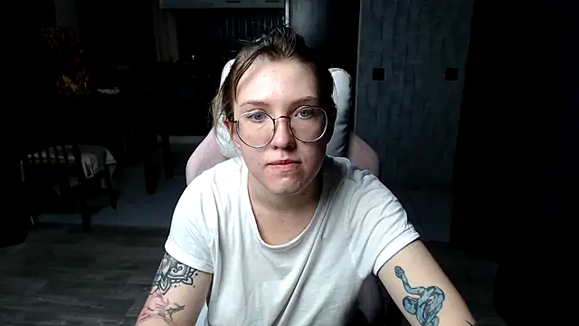 Reginasmilee online show from 09/09/25, 12:10