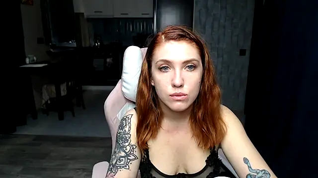 Reginasmilee online show from 10/03/25, 12:57