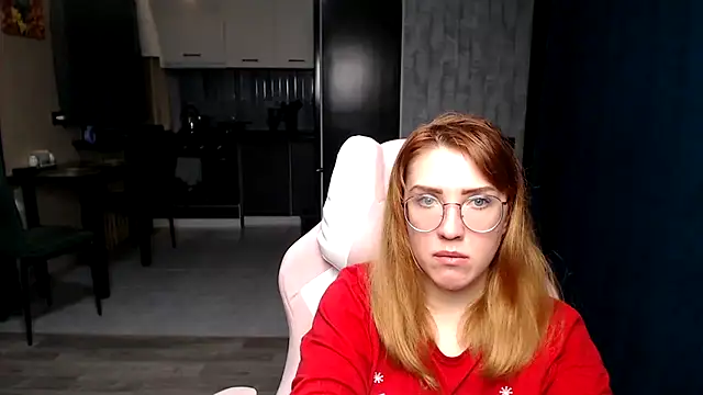 Reginasmilee online show from 10/30/25, 12:45