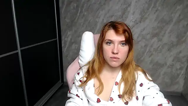 Snapshot of Reginasmilee chatting on 01/16/26, 12:25 Reginasmilee online show from 01/16/26, 12:25