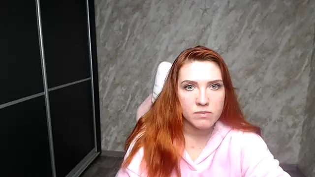 Snapshot of Reginasmilee chatting on 02/02/26, 01:10 Reginasmilee online show from 02/02/26, 01:10