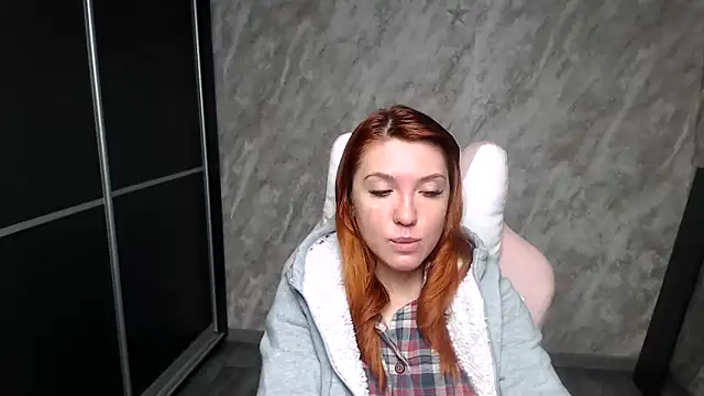 Snapshot of Reginasmilee chatting on 02/05/26, 01:43 Reginasmilee online show from 02/05/26, 01:43