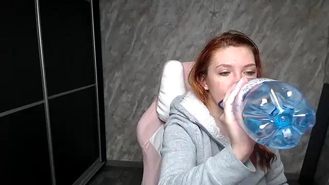 Snapshot of Reginasmilee chatting on 02/08/26, 01:53 Reginasmilee online show from 02/08/26, 01:53