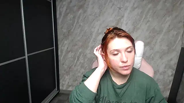 Snapshot of Reginasmilee chatting on 02/09/26, 05:28 Reginasmilee online show from 02/09/26, 05:28