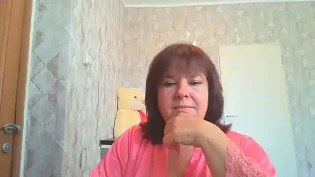 Snapshot of HannahAna39 chatting on 07/27/26, 06:09 HannahAna39 online show from 07/27/26, 06:09
