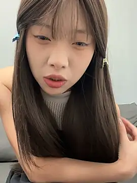Snapshot of YY-1-1-1 chatting on 07/15/26, 07:02 YY-1-1-1 online show from 07/15/26, 07:02