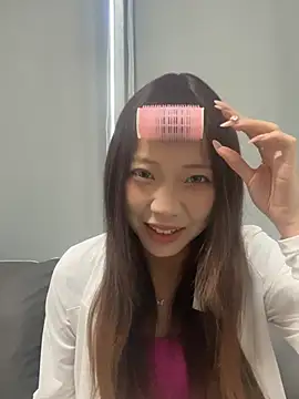 Snapshot of YY-1-1-1 chatting on 07/21/26, 06:49 YY-1-1-1 online show from 07/21/26, 06:49