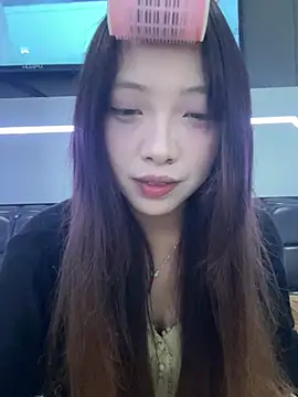 Snapshot of YY-1-1-1 chatting on 08/06/26, 03:03 YY-1-1-1 online show from 08/06/26, 03:03