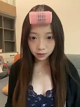 Snapshot of YY-1-1-1 chatting on 08/08/26, 03:36 YY-1-1-1 online show from 08/08/26, 03:36