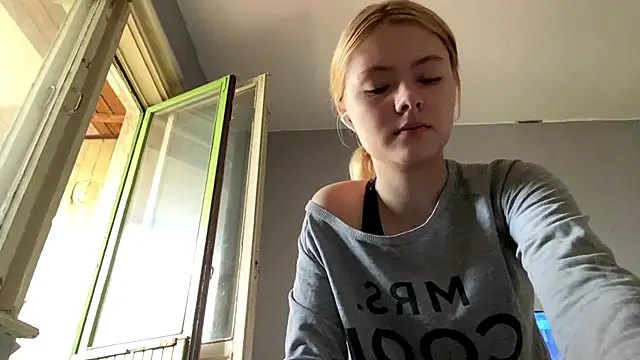 Snapshot of Jeneienal_1 chatting on 07/02/26, 02:12 Jeneienal 1 online show from 07/02/26, 02:12