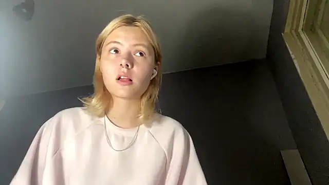 Snapshot of Jeneienal_1 chatting on 07/09/26, 03:16 Jeneienal 1 online show from 07/09/26, 03:16