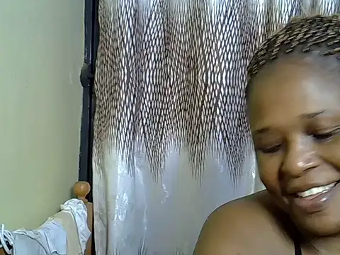 Snapshot of Pretty_Cupcake7 chatting on 07/13/26, 04:43 Pretty Cupcake7 online show from 07/13/26, 04:43