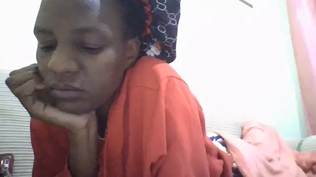 Snapshot of Savannah_Leex chatting on 06/30/26, 12:39 Savannah Leex online show from 06/30/26, 12:39