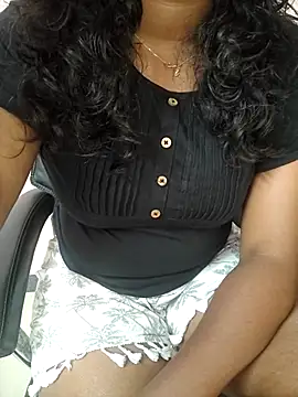 Snapshot of tamil_abarna chatting on 07/02/26, 04:18 tamil abarna online show from 07/02/26, 04:18