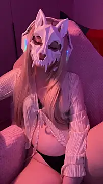lili qilli online show from 06/28/26, 12:38