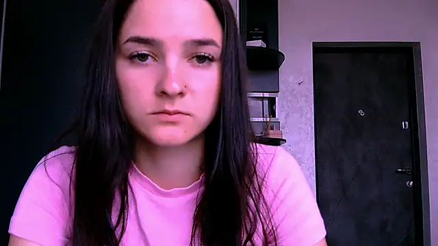 Snapshot of lole_di chatting on 07/04/26, 05:19 lole di online show from 07/04/26, 05:19
