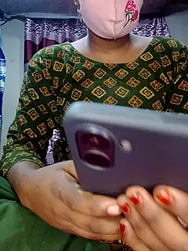Snapshot of Miss-mahi7 chatting on 07/18/26, 05:17 Miss-mahi7 online show from 07/18/26, 05:17