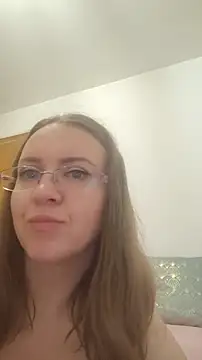 Snapshot of AriaEaston chatting on 07/16/26, 01:28 AriaEaston online show from 07/16/26, 01:28