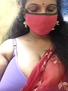Snapshot of Poojitha-Queen chatting on 07/05/26, 05:09 Poojitha-Queen online show from 07/05/26, 05:09