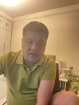 Snapshot of zhang1118 chatting on 07/02/26, 03:40 zhang1118 online show from 07/02/26, 03:40