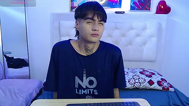 Ninou 14 online show from 06/30/26, 02:40