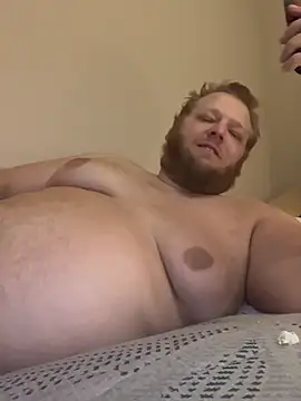 Snapshot of Tallbellybear chatting on 07/14/26, 11:05 Tallbellybear online show from 07/14/26, 11:05