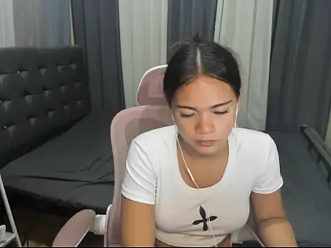 Snapshot of Seductive_rein chatting on 07/02/26, 08:59 Seductive rein online show from 07/02/26, 08:59