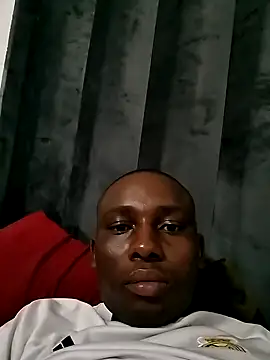 Snapshot of Pretoriacuteguy chatting on 07/03/26, 12:17 Pretoriacuteguy online show from 07/03/26, 12:17