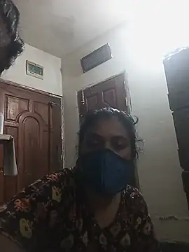 Snapshot of Moyna_52 chatting on 07/03/26, 09:05 Moyna 52 online show from 07/03/26, 09:05