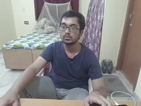 Snapshot of decent_person_001 chatting on 07/03/26, 04:02 decent person 001 online show from 07/03/26, 04:02