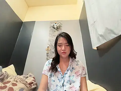 Snapshot of topofanAngel chatting on 07/17/26, 04:19 topofanAngel online show from 07/17/26, 04:19