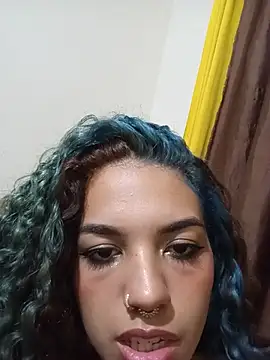 JadeSolari online show from 07/15/26, 12:27