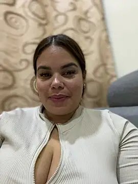 AliceStarshine online show from 03/20/25, 02:51