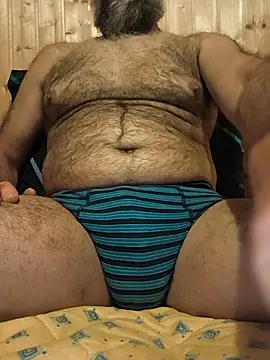 Snapshot of hotdaddy4alll chatting on 07/04/26, 08:26 hotdaddy4alll online show from 07/04/26, 08:26