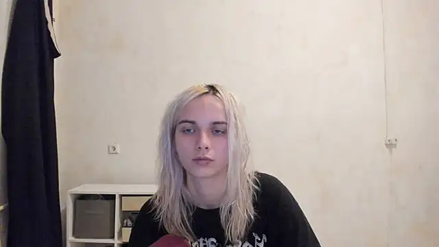 Snapshot of LanaCute chatting on 07/10/26, 08:22 LanaCute online show from 07/10/26, 08:22