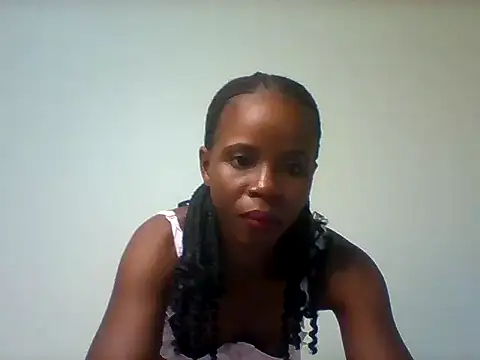 Snapshot of sweetmeet5 chatting on 07/06/26, 05:48 sweetmeet5 online show from 07/06/26, 05:48