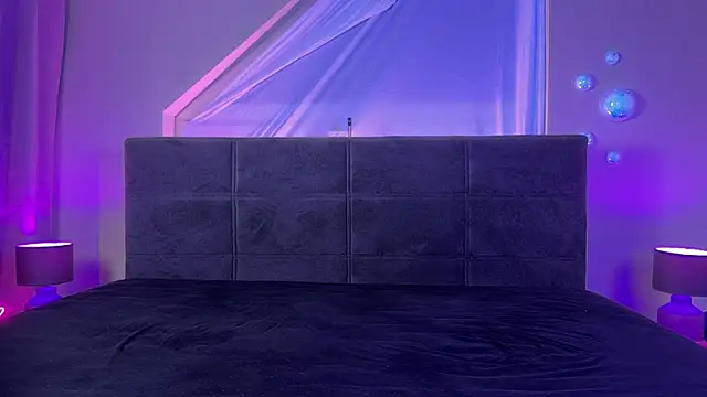 pink paula online show from 07/10/26, 08:11