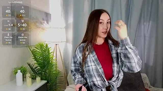 JinnyMenzella online show from 07/14/26, 03:44