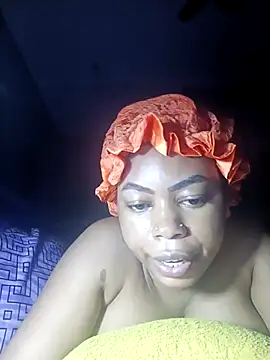 Snapshot of GoddessCocoDesire chatting on 07/10/26, 11:29 GoddessCocoDesire online show from 07/10/26, 11:29