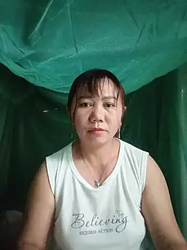 Mai-lingg online show from 07/08/26, 01:32