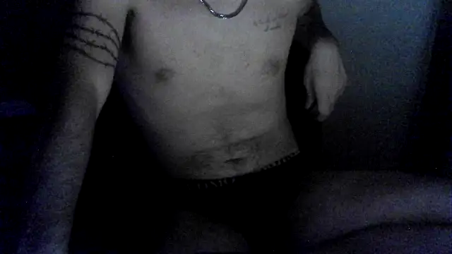 Snapshot of tino3444 chatting on 07/08/26, 03:00 tino3444 online show from 07/08/26, 03:00