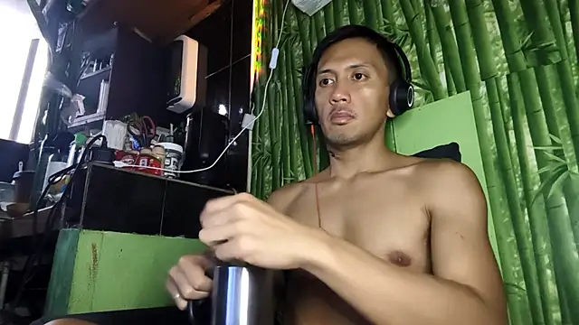 jhoncarlm online show from 07/11/26, 08:17