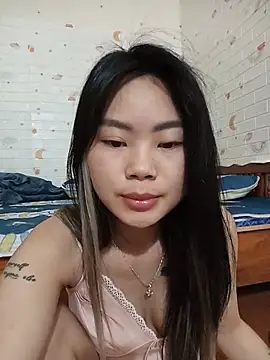 Snapshot of Lynk2xx chatting on 07/12/26, 04:47 Lynk2xx online show from 07/12/26, 04:47