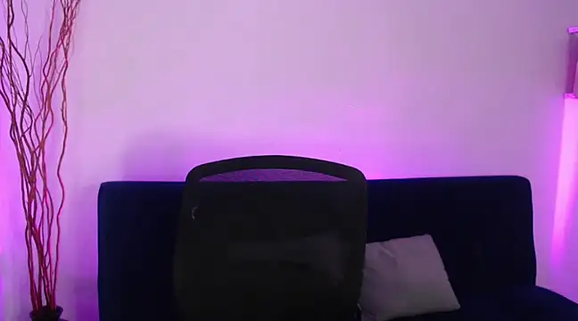 lispetite online show from 12/03/24, 10:28