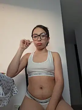 LuluBerry7 online show from 07/15/26, 10:48