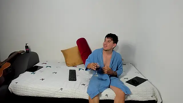 katrinaysanti online show from 08/06/26, 04:58