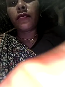 Snapshot of maneesha_10 chatting on 07/11/26, 06:54 maneesha 10 online show from 07/11/26, 06:54