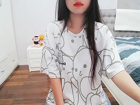 Snapshot of Love-sweets2 chatting on 07/16/26, 05:46 Love-sweets2 online show from 07/16/26, 05:46