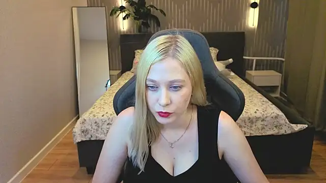 AmeliaxCandy online show from 07/21/26, 11:56