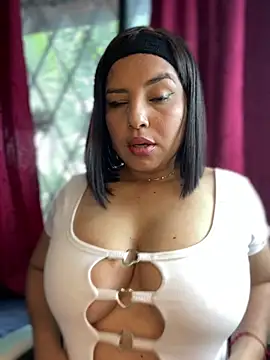 Mia Bigtits online show from 07/11/26, 08:55